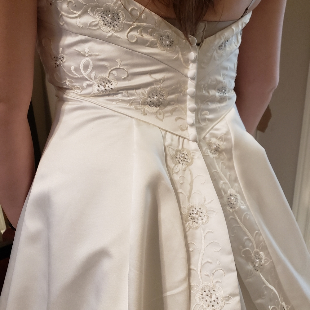 Ivory embroidered strapless wedding dress